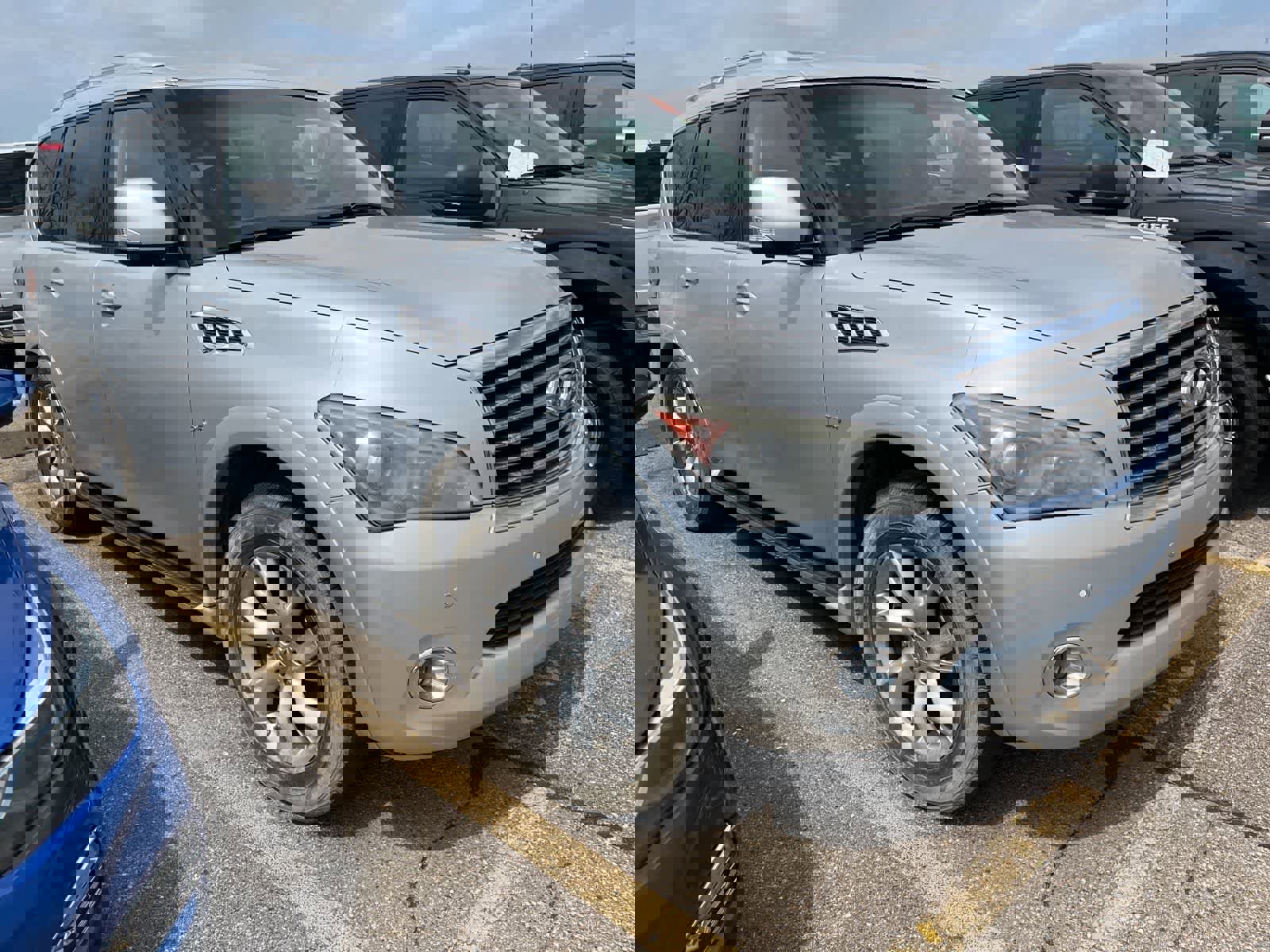 Used 2014 INFINITI QX80 4WD w/ Theater Package image 16