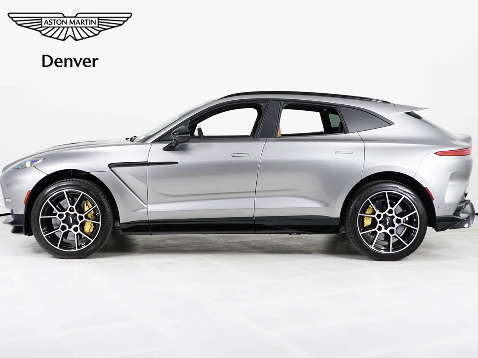 New 2026 Aston Martin DBX 707 AWD/4WD image 2