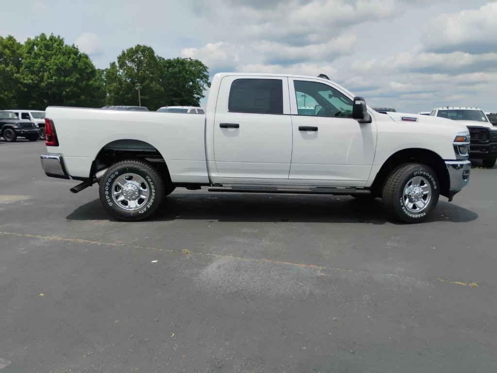 New 2026 RAM 2500 Tradesman AWD/4WD image 4