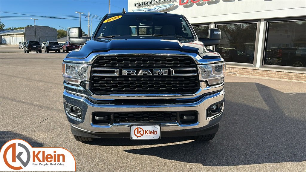 Used 2024 RAM 2500 Big Horn w/ Safety Group image 2
