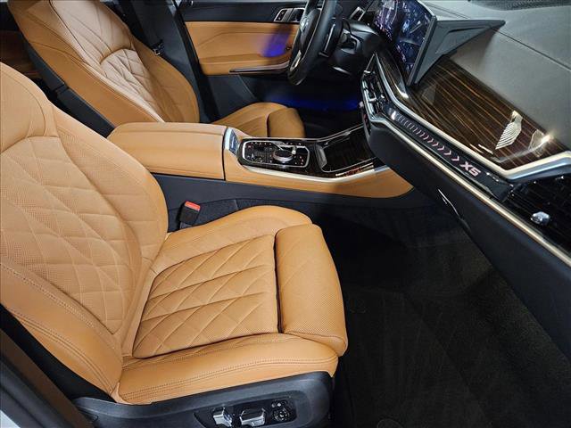 Used 2026 BMW X5 xDrive50e image 22