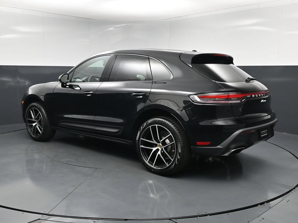 New 2026 Porsche Macan AWD/4WD image 3