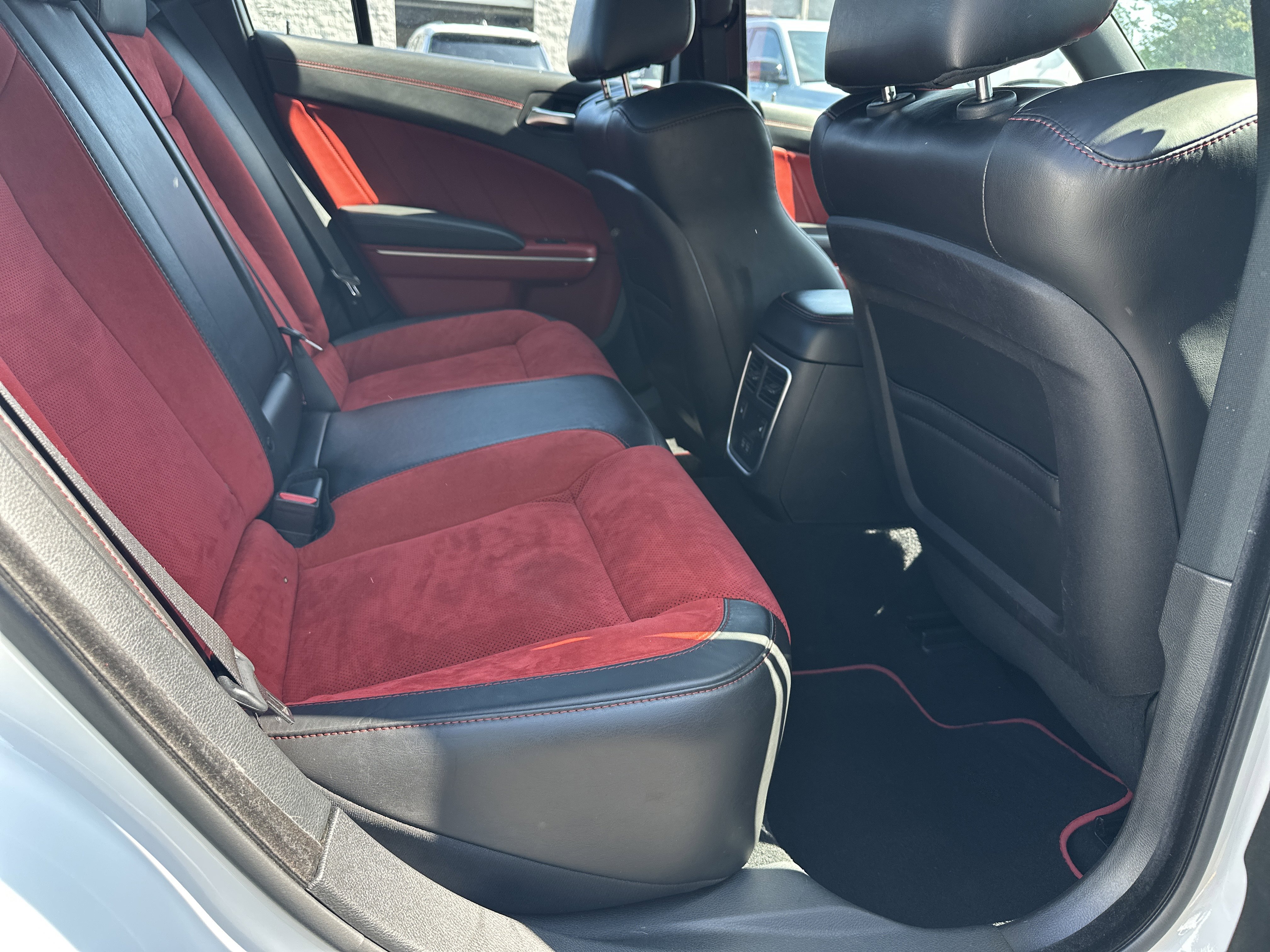Used 2022 Dodge Charger Scat Pack w/ Plus Group RWD image 18