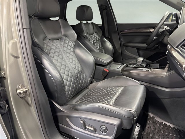 Used 2023 Audi SQ5 Prestige w/ Prestige Package image 14