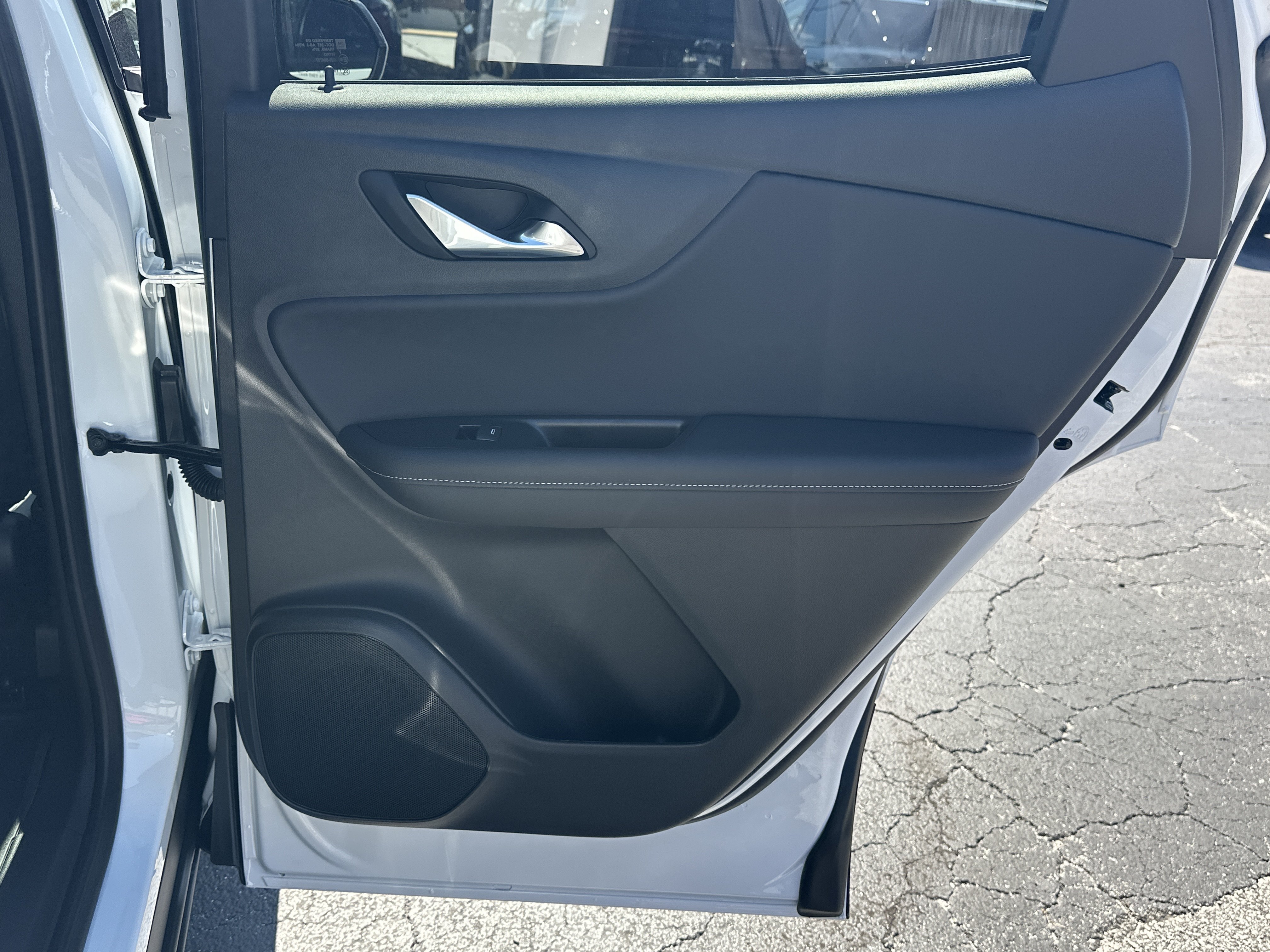 New 2026 Chevrolet Blazer LT w/ Convenience Package FWD image 17