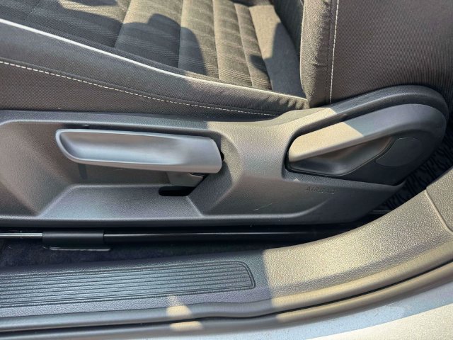 Certified 2022 Volkswagen Jetta Sport FWD image 15