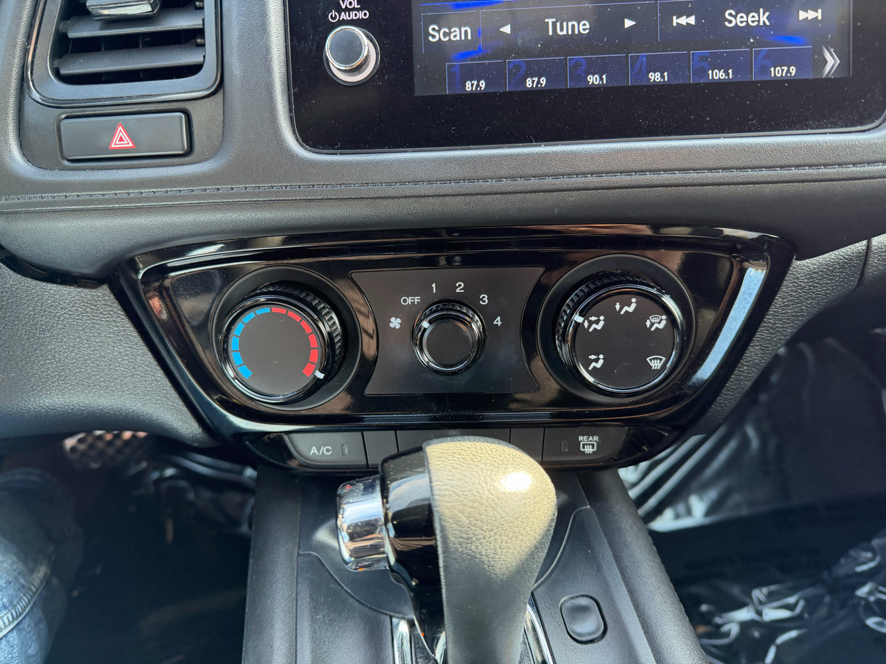 Used 2021 Honda HR-V Sport image 13