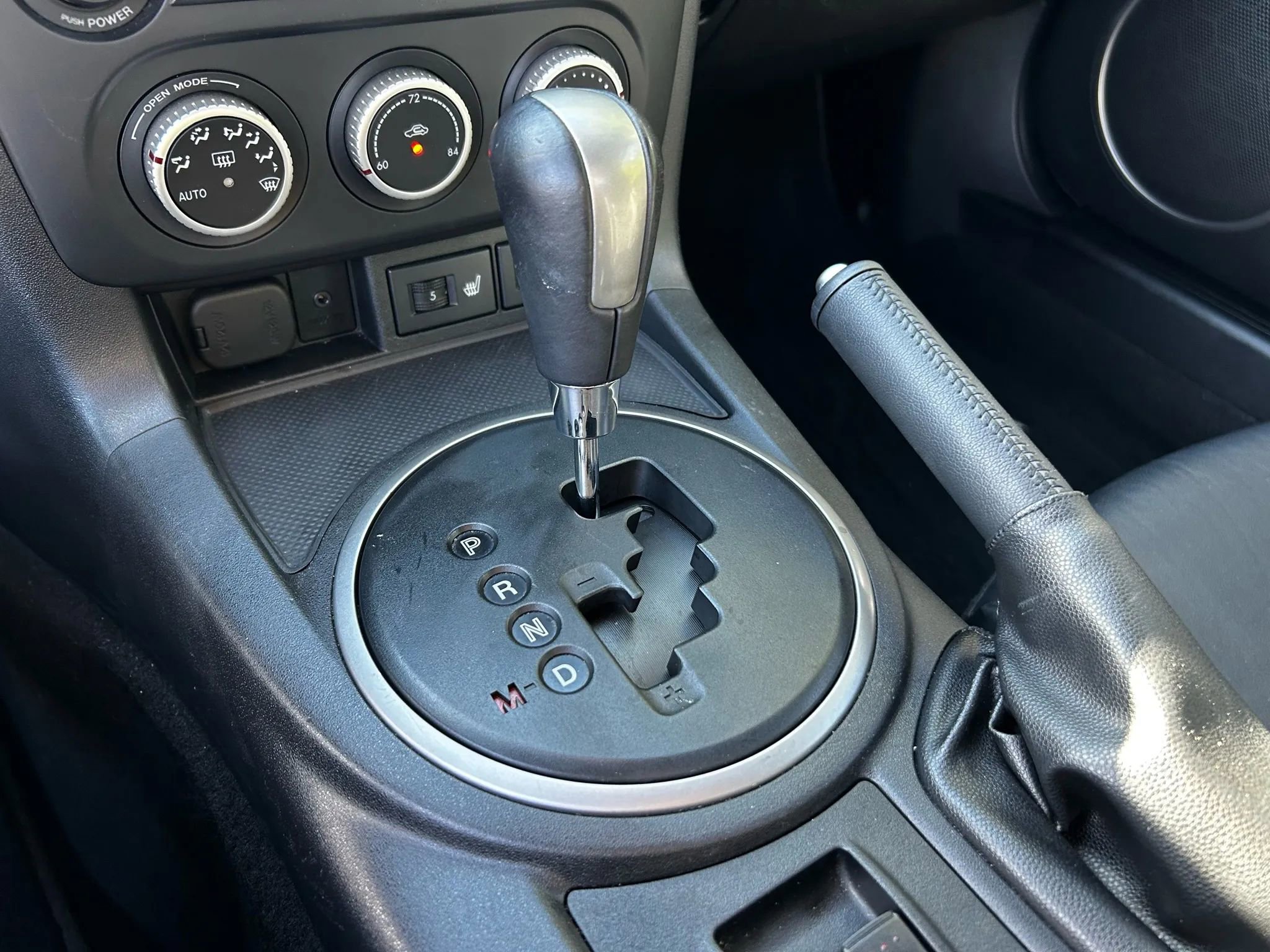 Used 2014 MAZDA MX-5 Miata Grand Touring w/ Premium Package image 23