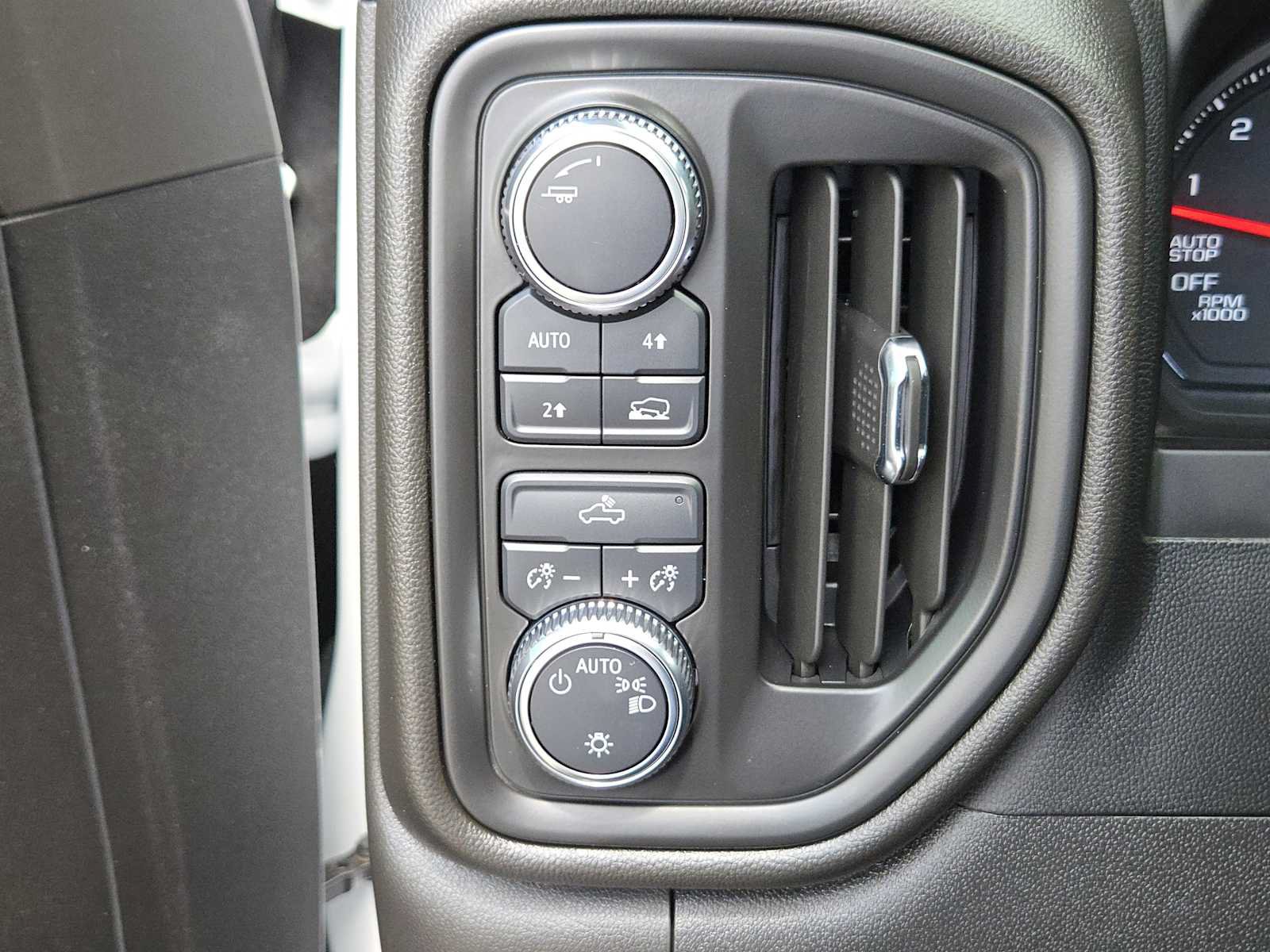 Used 2023 GMC Sierra 1500 Pro w/ Pro Value Package AWD/4WD image 21