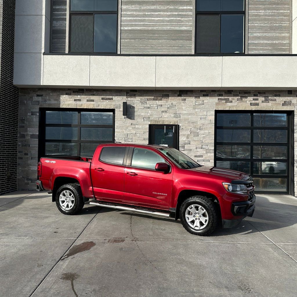 Used 2021 Chevrolet Colorado LT w/ LT Convenience Package AWD/4WD image 1