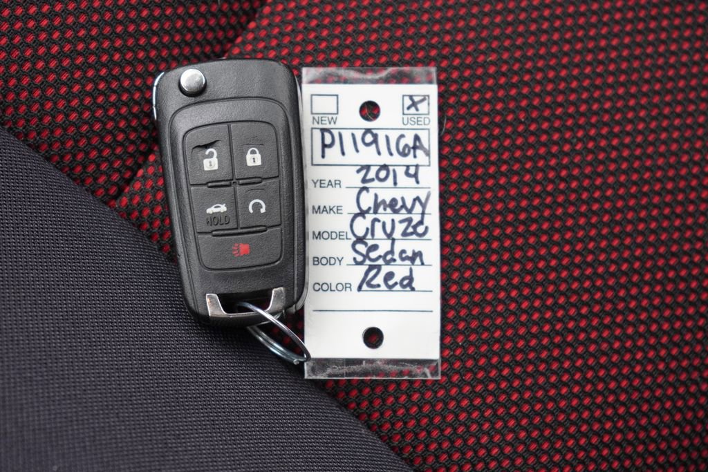 Used 2014 Chevrolet Cruze LT FWD image 28