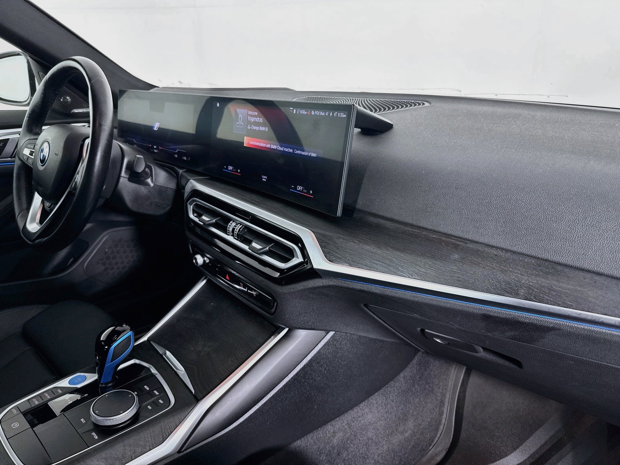 Used 2023 BMW i4 eDrive40 w/ Premium Package RWD image 28
