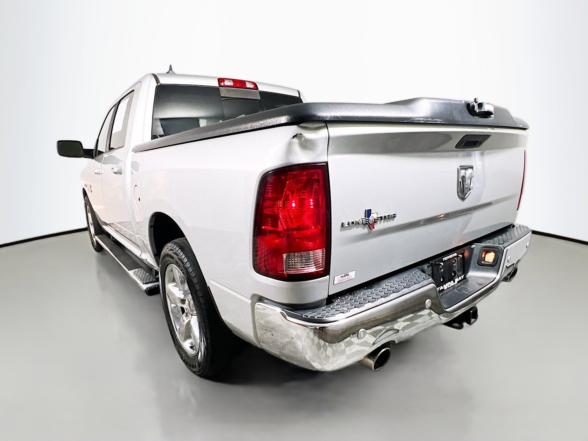 Used 2015 RAM 1500 Lone Star image 8