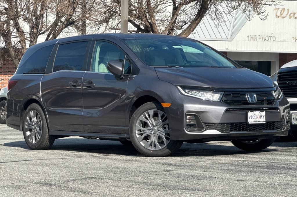New 2026 Honda Odyssey Touring image 2