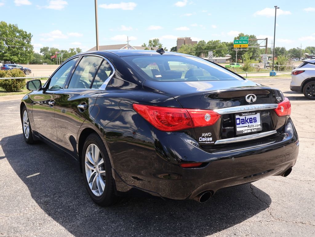 Used 2016 INFINITI Q50 3.0t Premium w/ Driver Assistance Package AWD/4WD image 6