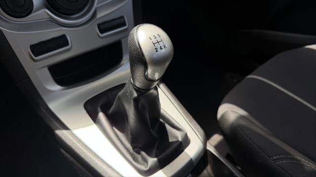 Used 2019 Ford Fiesta SE FWD image 32