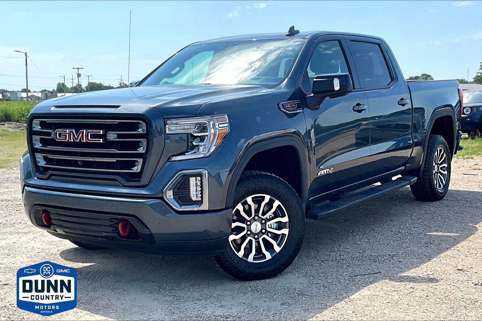 Used 2020 GMC Sierra 1500 AT4 w/ AT4 Premium Package AWD/4WD image 1