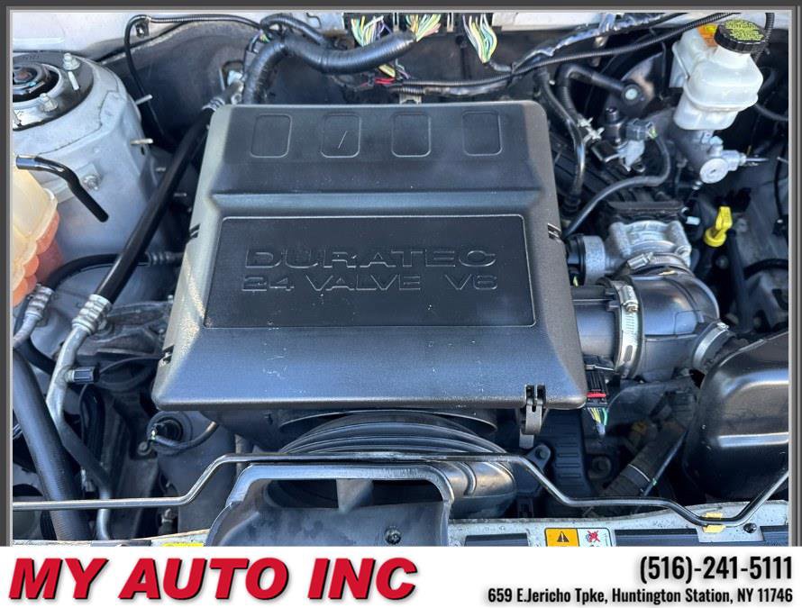 Used 2011 Ford Escape Limited w/ 301A Rapid Spec Order Code image 26