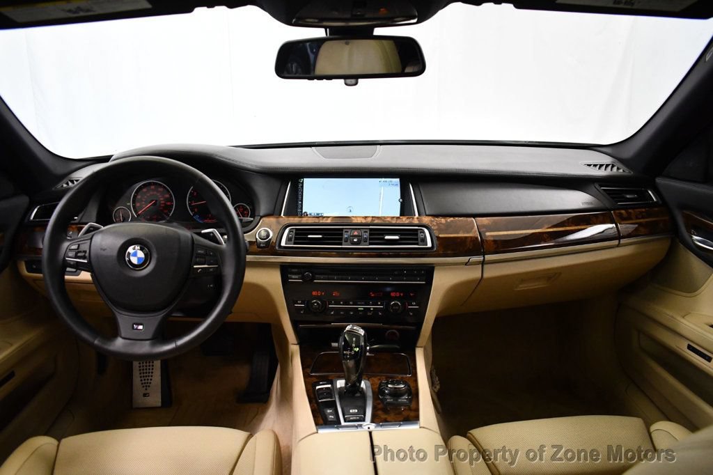 Used 2013 BMW 750Li xDrive AWD/4WD image 32