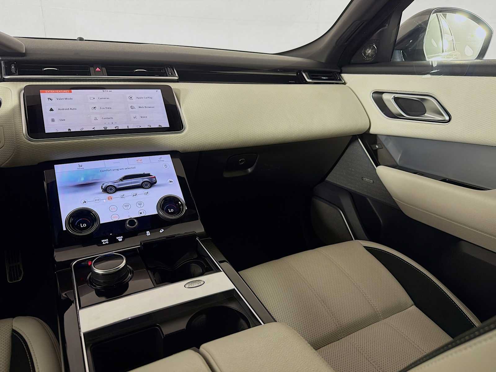 Used 2020 Land Rover Range Rover Velar R-Dynamic S AWD/4WD image 24