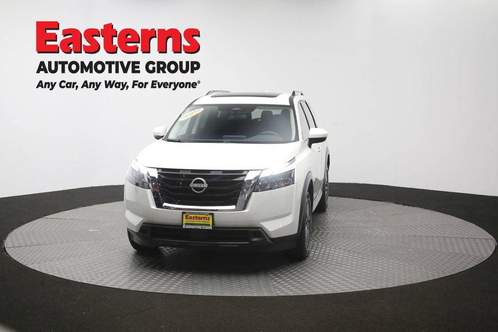 Used 2023 Nissan Pathfinder SV w/ SV Premium Package AWD/4WD image 56