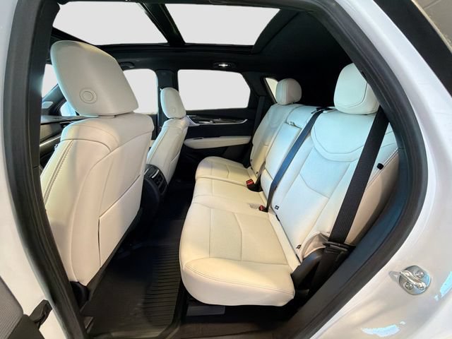 New 2025 Cadillac XT5 Sportv w/ Technology Package AWD/4WD image 22