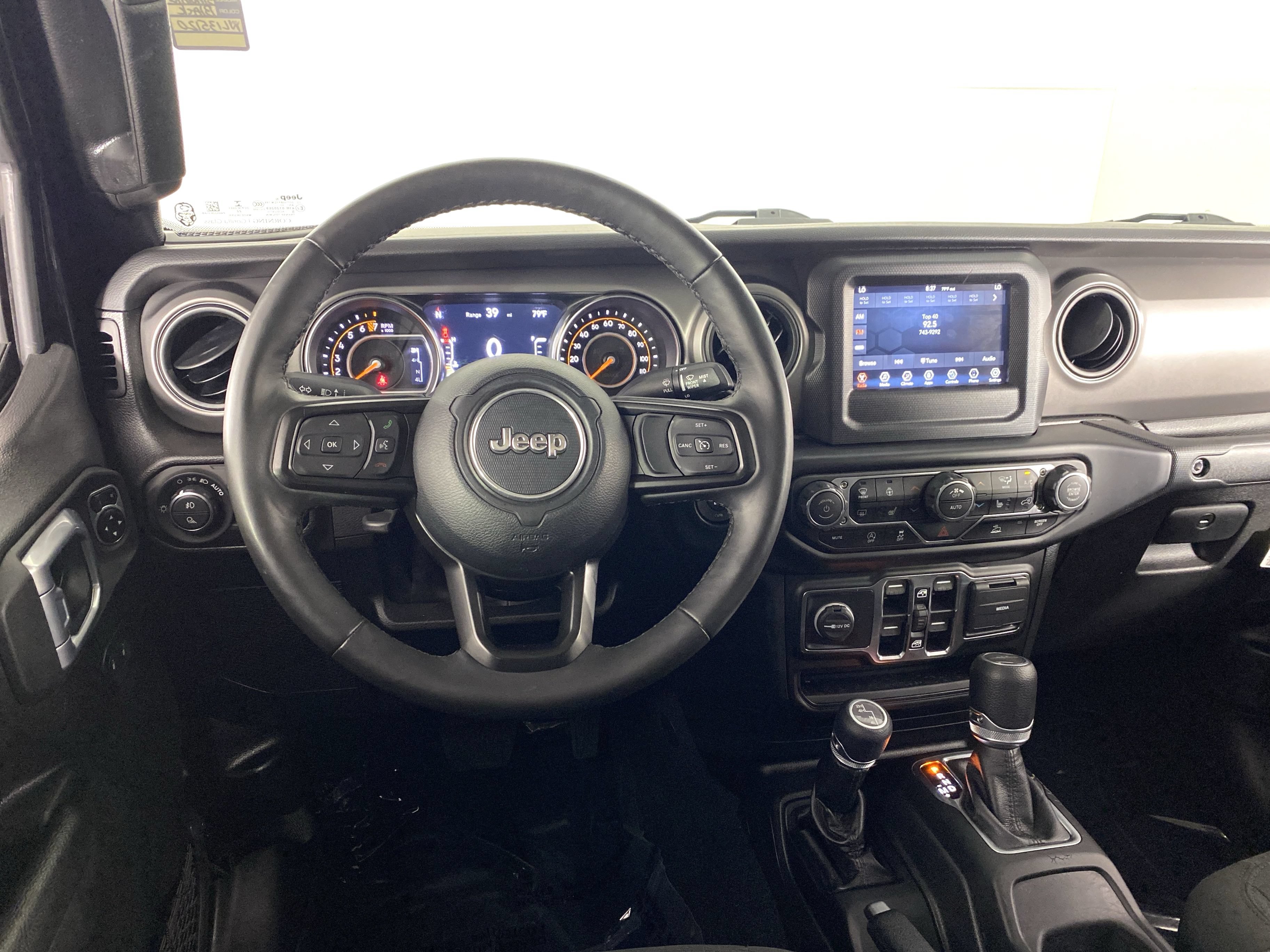 Used 2022 Jeep Gladiator Sport AWD/4WD image 18