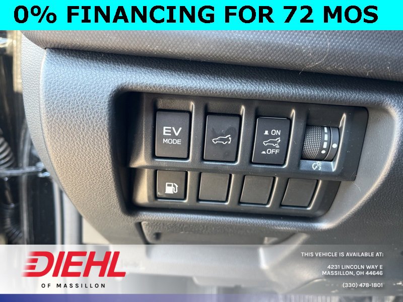 Used 2025 Subaru Forester Limited image 17