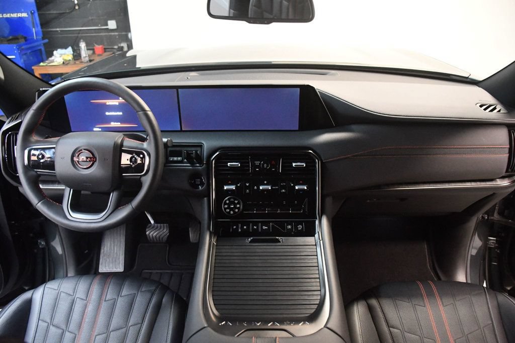 Used 2026 Nissan Armada PRO-4X w/ Captain's Chari Seat Package AWD/4WD image 5