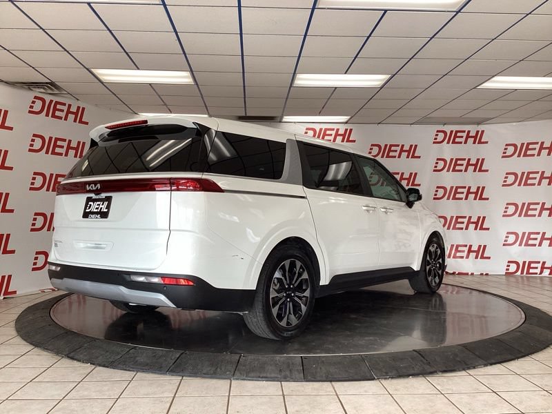 Certified 2023 Kia Carnival EX FWD image 7
