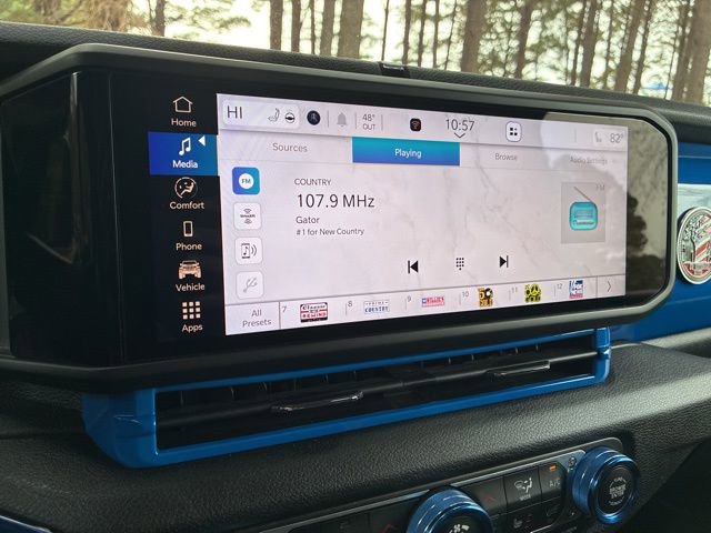 Used 2024 Jeep Wrangler Sport S image 31