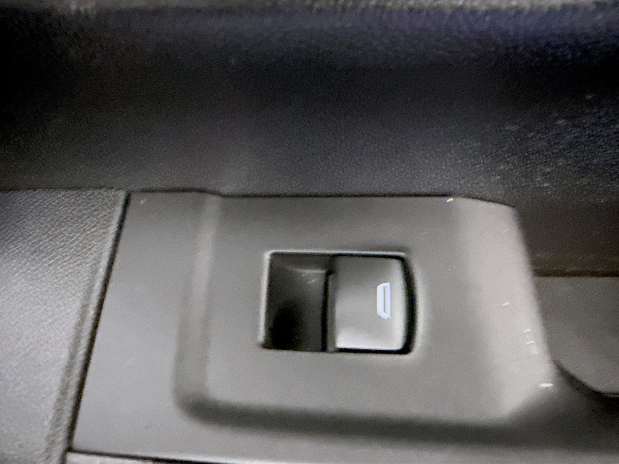 Used 2022 Chevrolet Silverado 1500 Custom RWD image 29