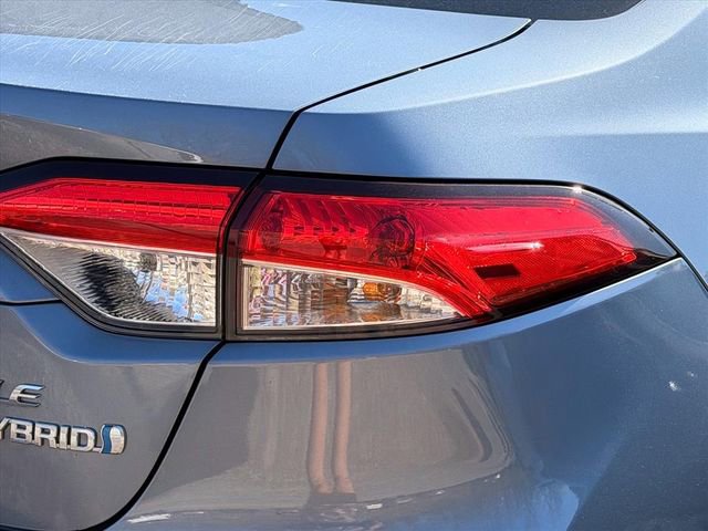 Used 2024 Toyota Corolla LE w/ LE Convenience Package image 12