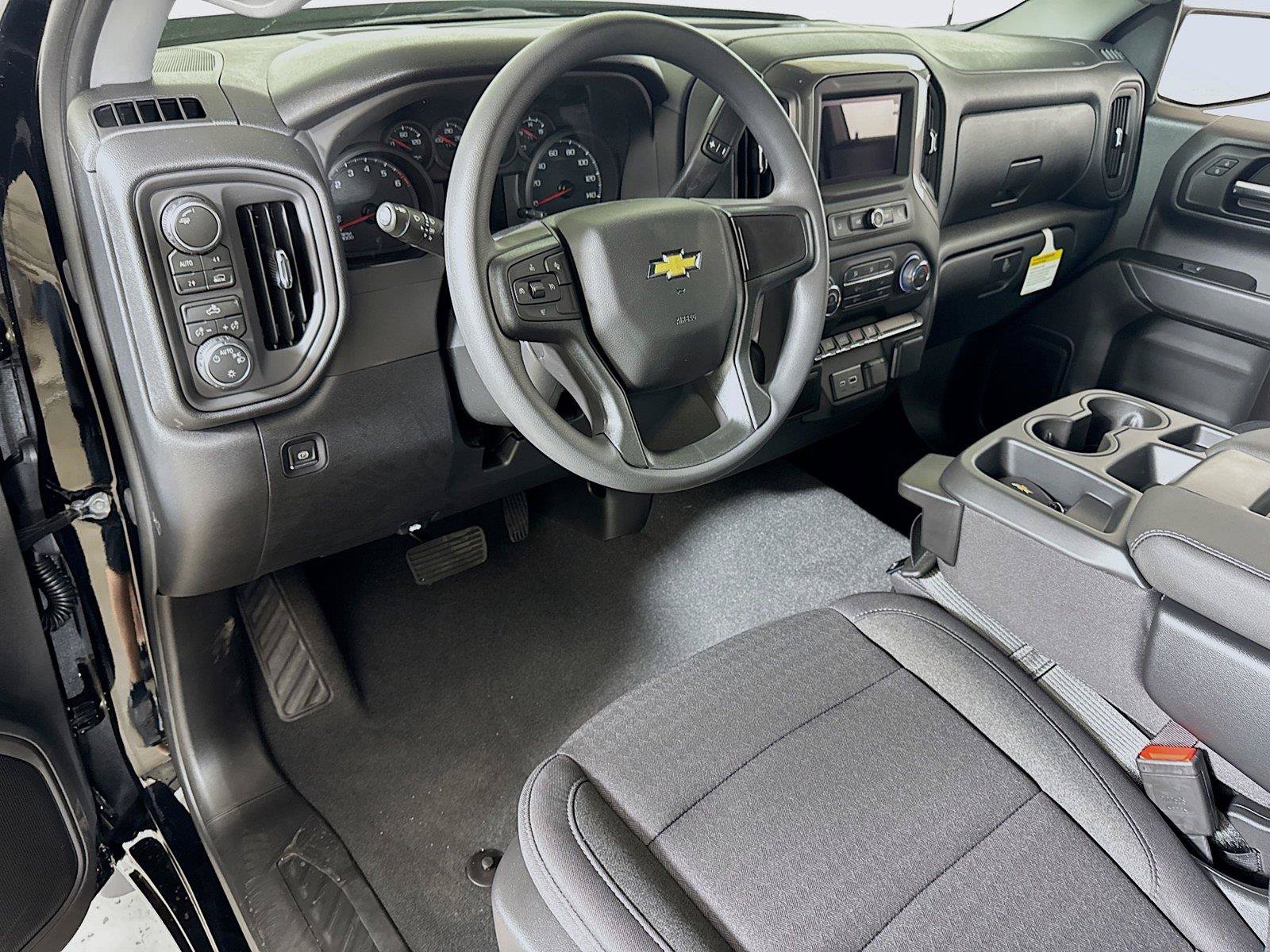 New 2026 Chevrolet Silverado 1500 Custom AWD/4WD image 5