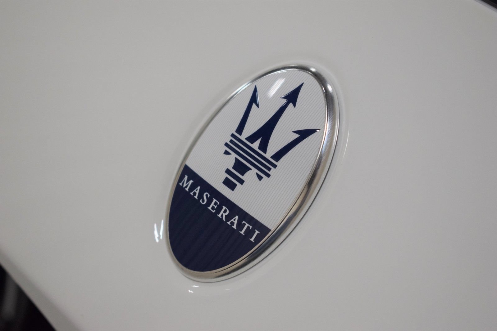 Used 2024 Maserati Grecale GT AWD/4WD image 3