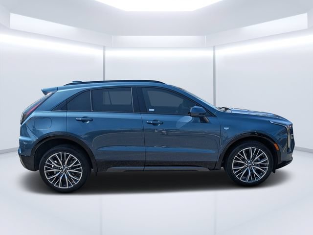 Used 2024 Cadillac XT4 Sport AWD/4WD image 2