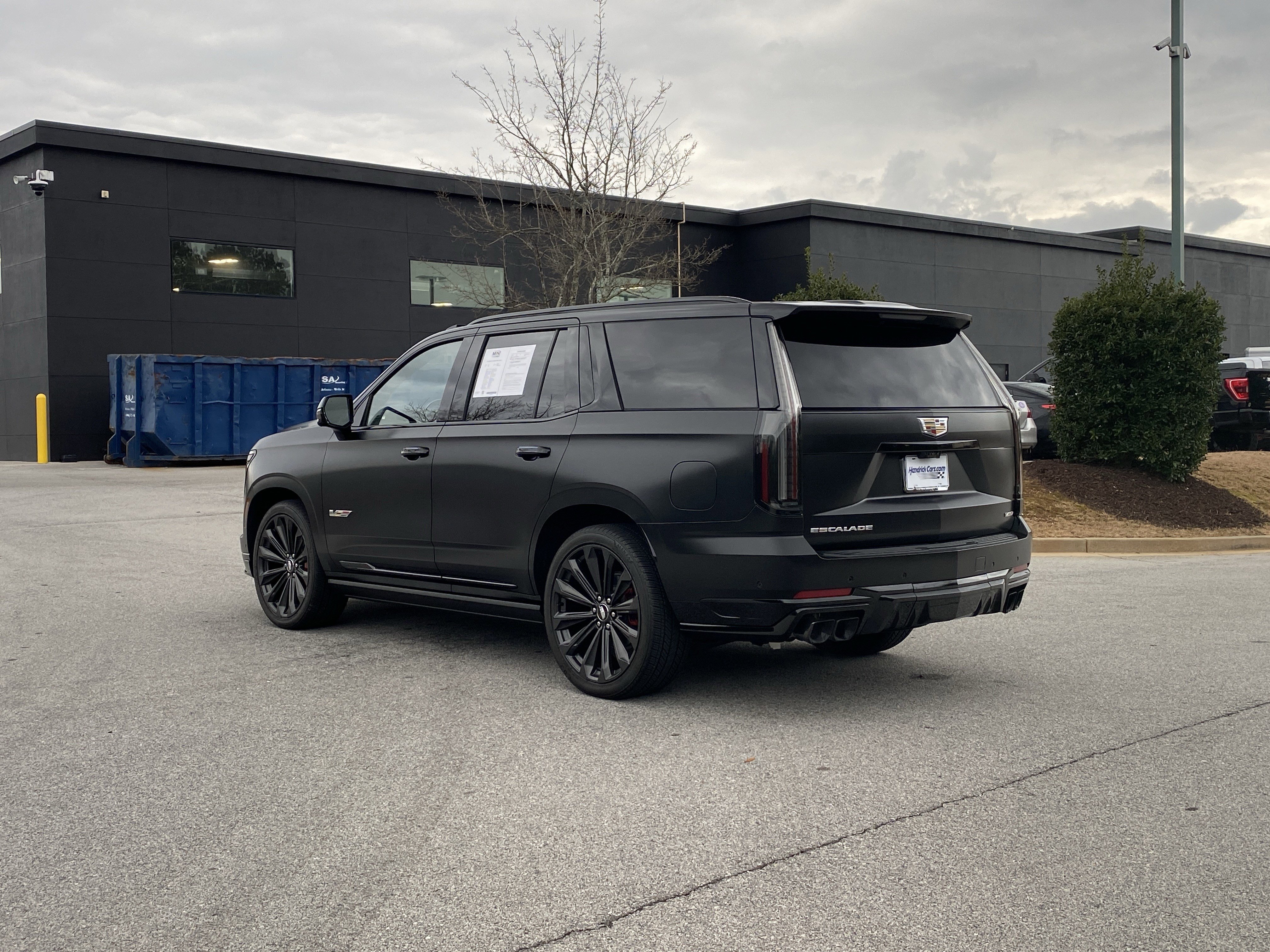 Used 2025 Cadillac Escalade V image 16