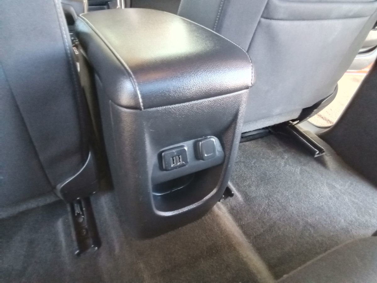 Used 2015 GMC Canyon SLE w/ SLE Convenience Package image 24