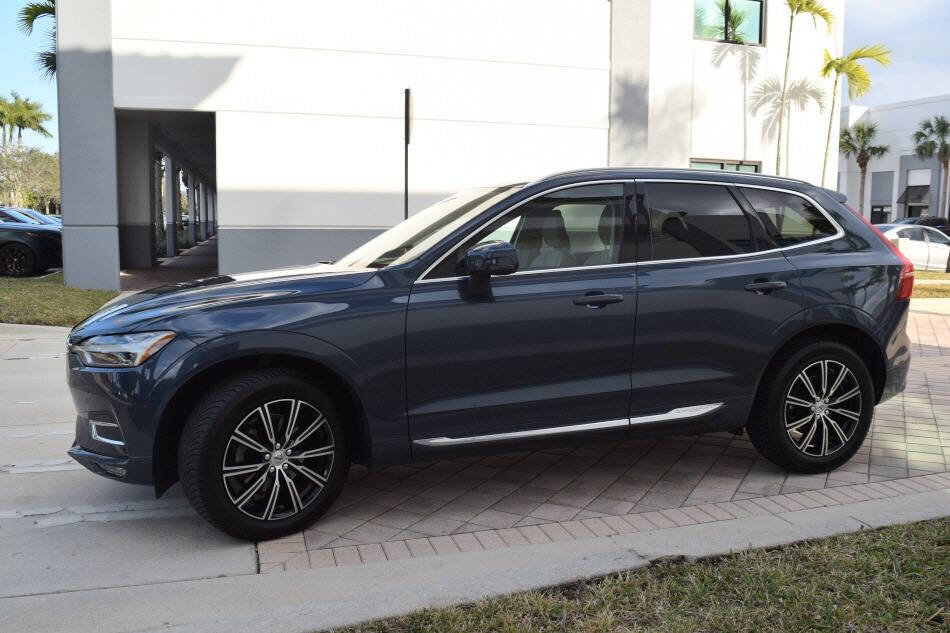 Used 2018 Volvo XC60 T5 Inscription w/ Luxury Seat Package image 4