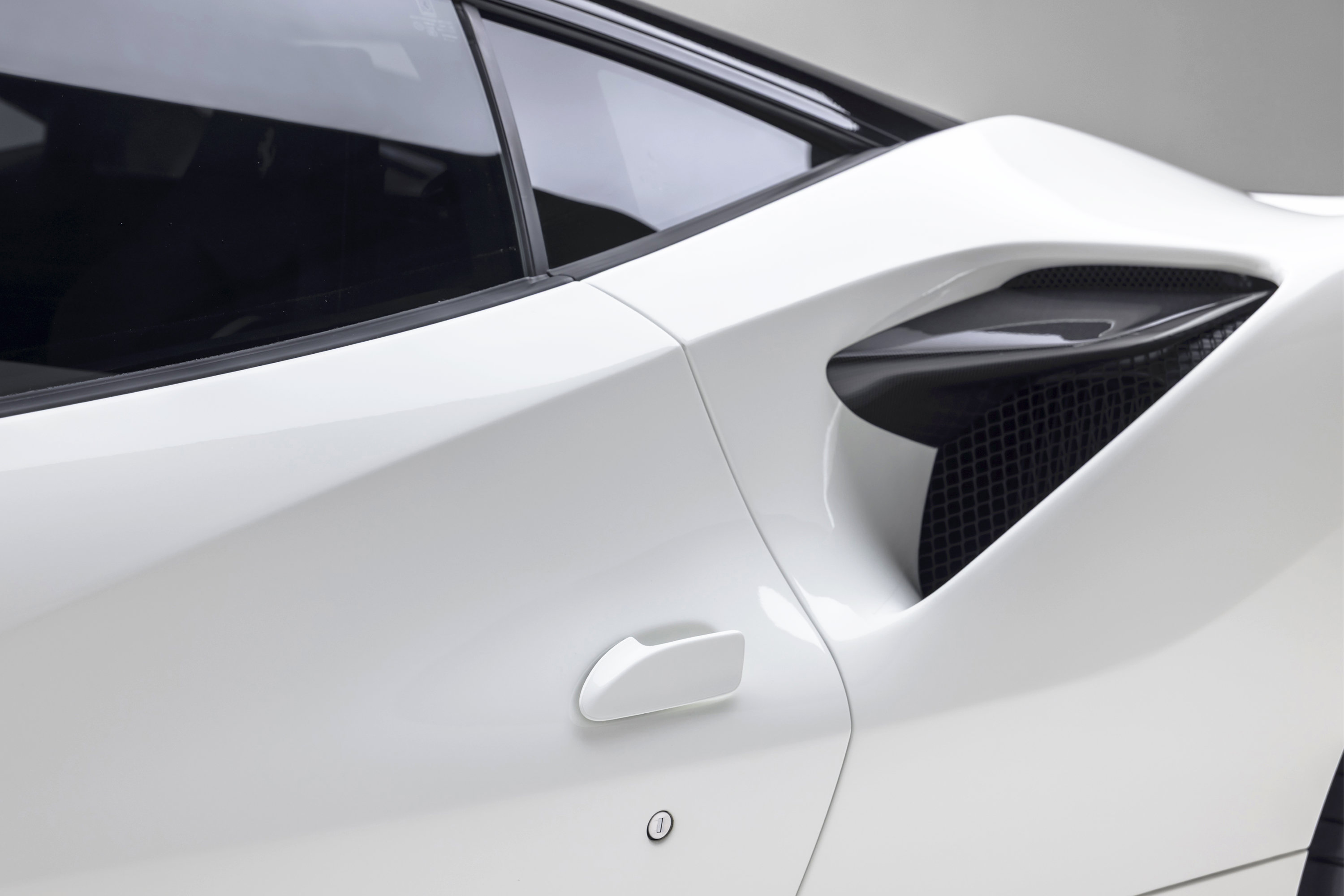 Certified 2022 Ferrari F8 Tributo RWD image 33