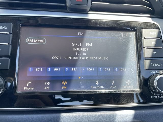 Used 2023 Nissan Versa SV FWD image 13
