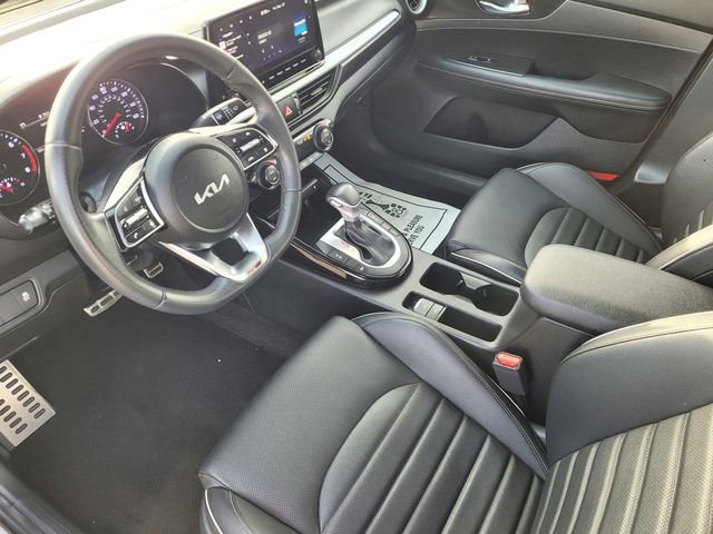 Used 2024 Kia Forte GT-Line w/ GT-Line Premium Package image 9