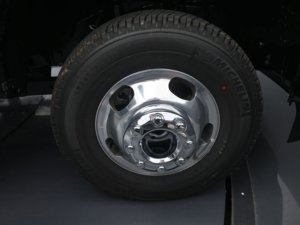 Used 2025 Ford F350 XL w/ XL Driver Assist Package image 27