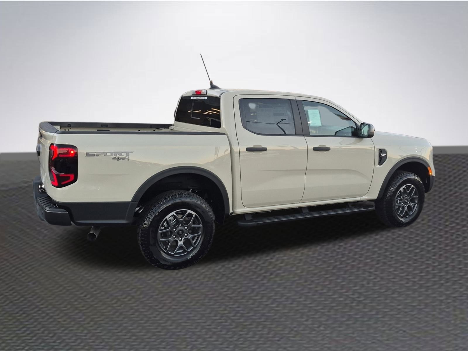 New 2025 Ford Ranger XLT w/ Equipment Group 301A High image 4