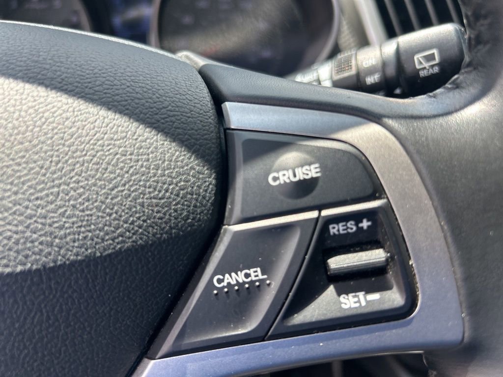 Used 2017 Hyundai Veloster image 40