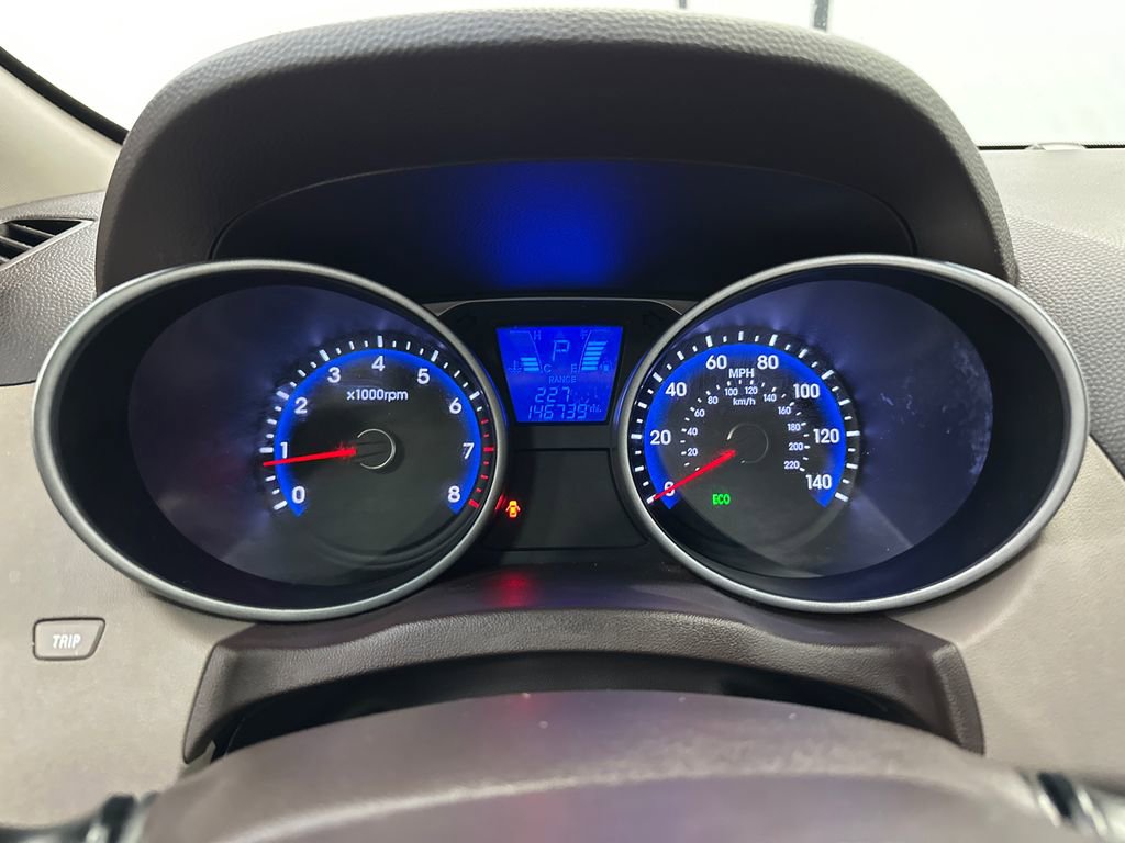 Used 2013 Hyundai Tucson GL FWD image 22