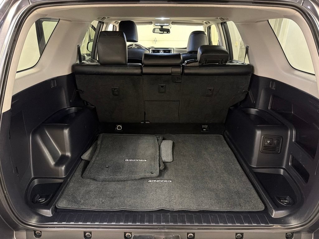 Used 2012 Toyota 4Runner SR5 w/ Premium Pkg AWD/4WD image 33
