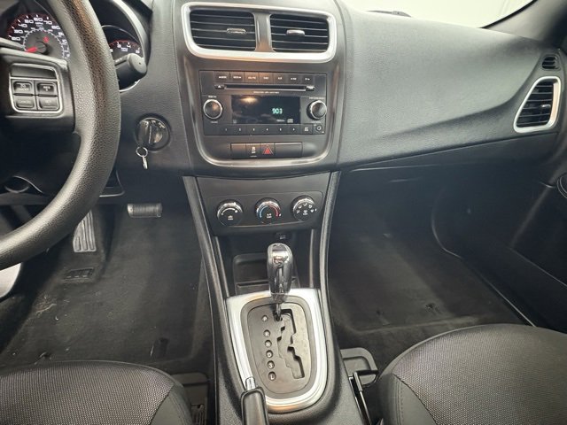 Used 2012 Dodge Avenger SE image 16