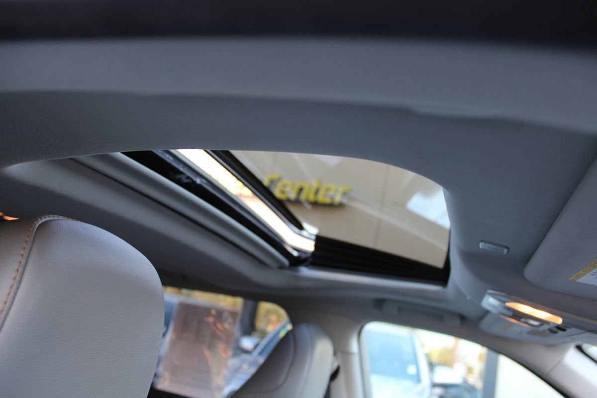 Used 2023 Toyota Highlander Bronze Edition AWD/4WD image 28