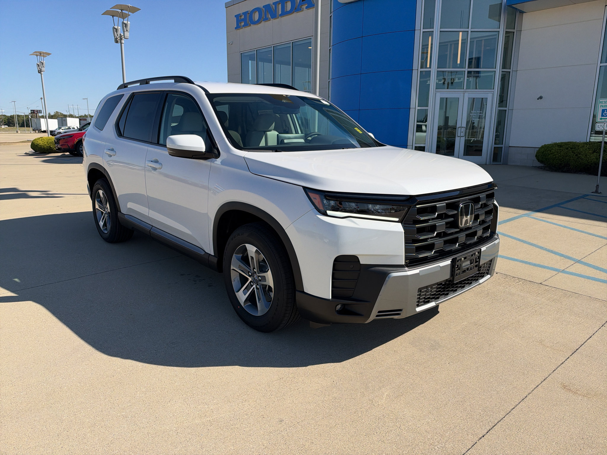 New 2026 Honda Pilot EX-L image 3